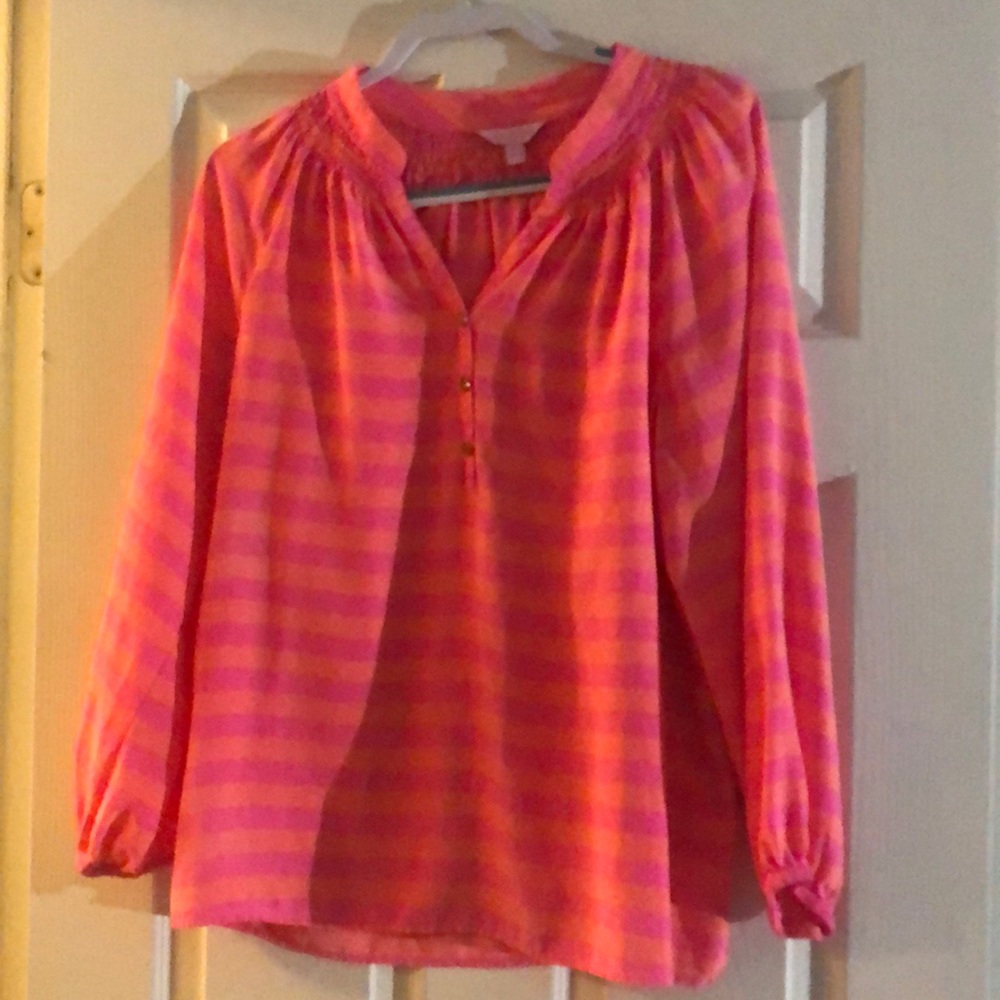 Cute pink/orange shirt!